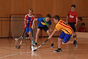 Power und Dynamik beim Unihockey